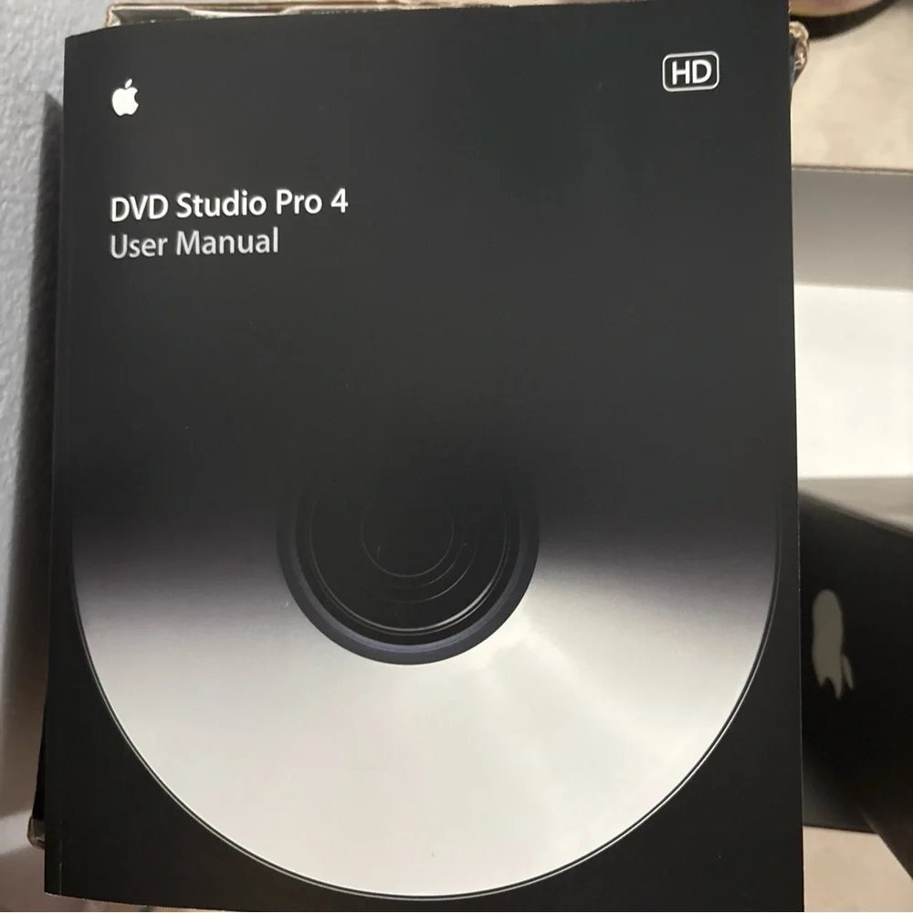 Apple Final Cut Studio Video/Audio Production Pro 4 & 5 w one CD (5)